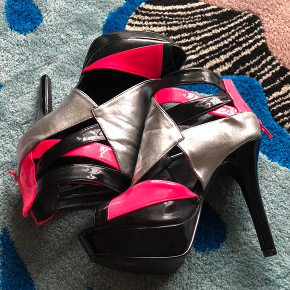 Platform Heels - Picture 2 of 5